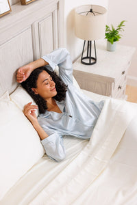 Luxe 100% Certified Egyptian Cotton 4pc Sheet Set with Gift Box Home>Bedding>Sheets Fishers Finery Ivory Queen