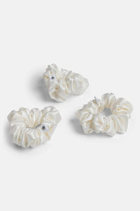 100% Pure Mulberry Silk Hair Scrunchies with Gift Box - Set of 3 Large Hair Ties Womens>Beauty>Hair Care Fishers Finery Natural (Undyed) White