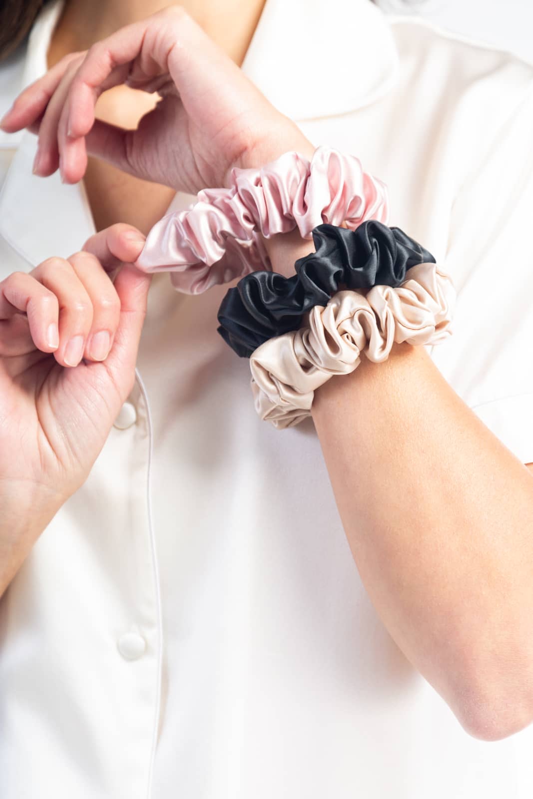 100% Pure Mulberry Silk Hair Scrunchies - Set of 3 Large Hair Ties Womens>Beauty>Hair Care Fishers Finery