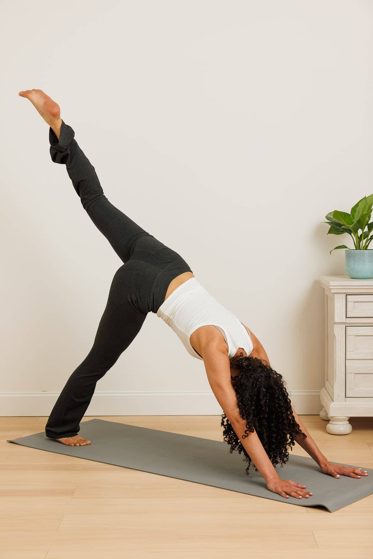 Bootleg Yoga Pants with Pockets Women's Athleisure Fishers Finery