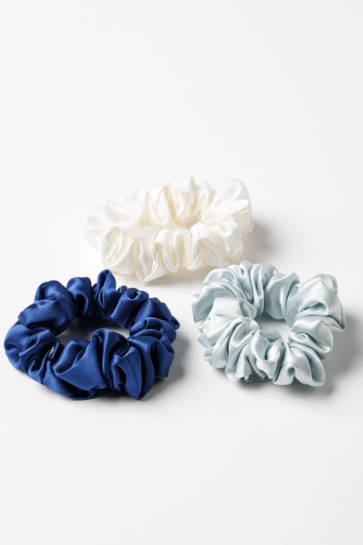 100% Pure Mulberry Silk Hair Scrunchies with Gift Box - Set of 3 Large Hair Ties Womens>Beauty>Hair Care Fishers Finery Dark Blue-White-Light Blue