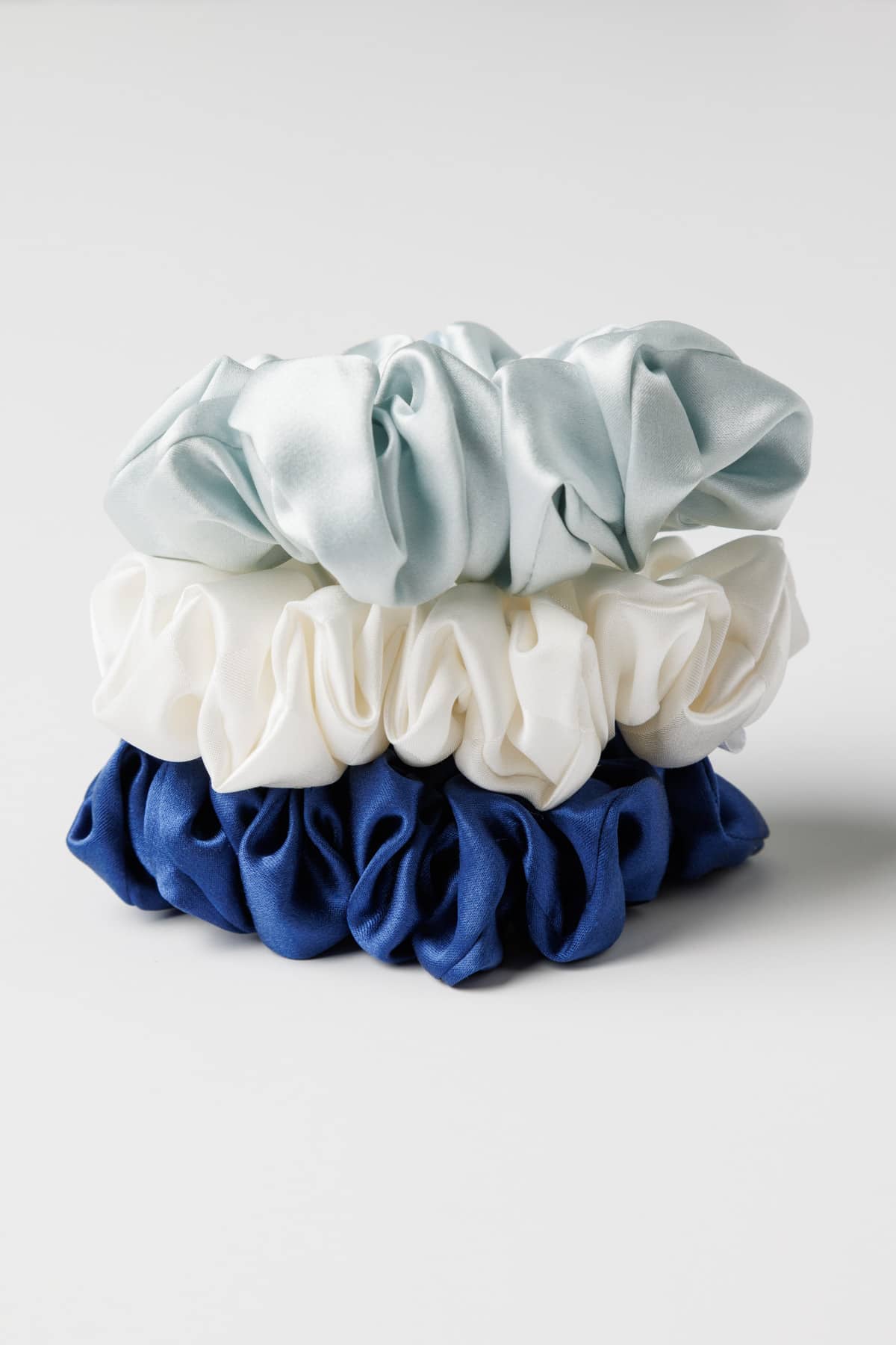 100% Pure Mulberry Silk Hair Scrunchies with Gift Box - Set of 3 Large Hair Ties Womens>Beauty>Hair Care Fishers Finery 