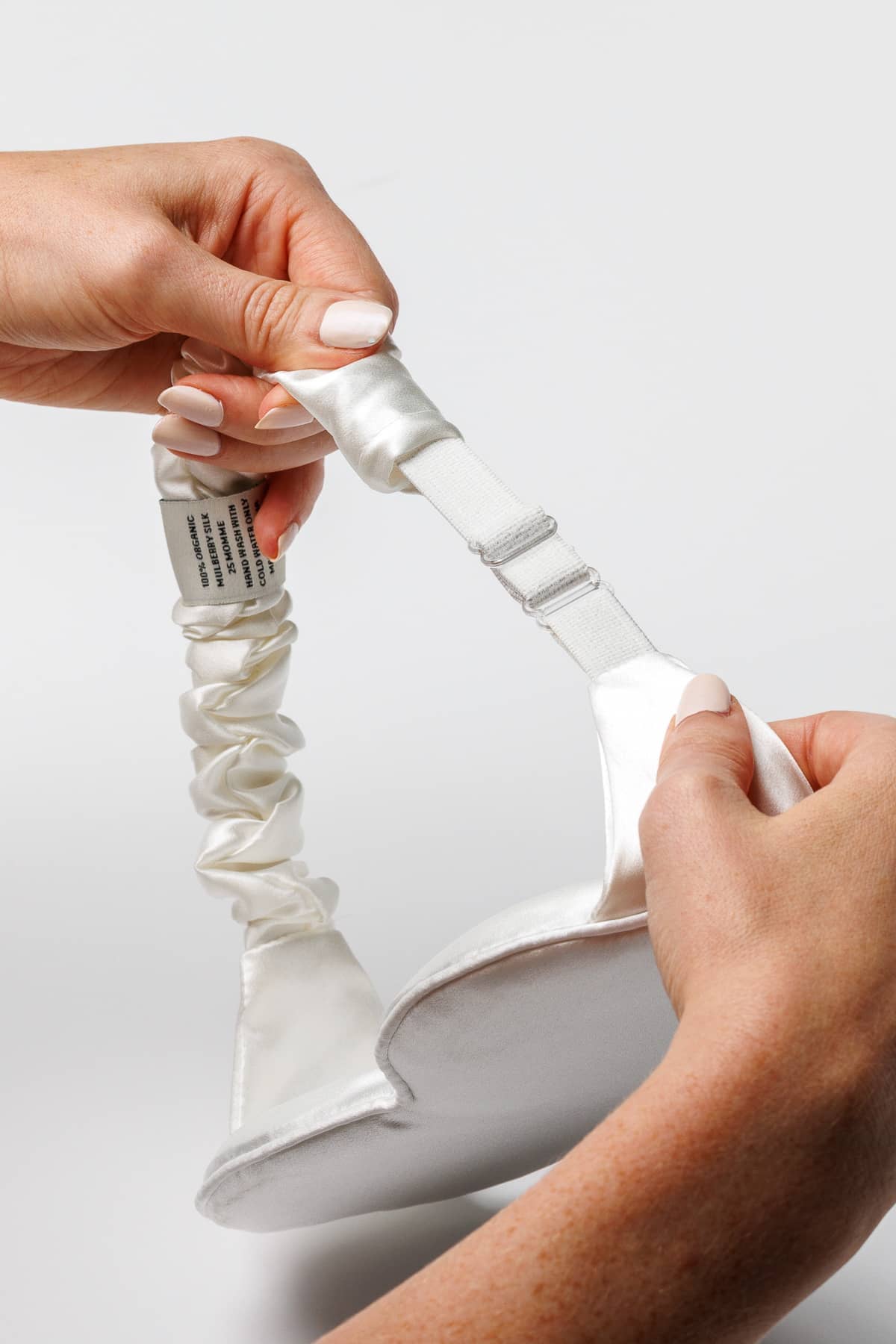 100% Organic Mulberry Silk Contoured Sleep Mask with Gift Box - NEW DESIGN Beauty>Masks Fishers Finery 