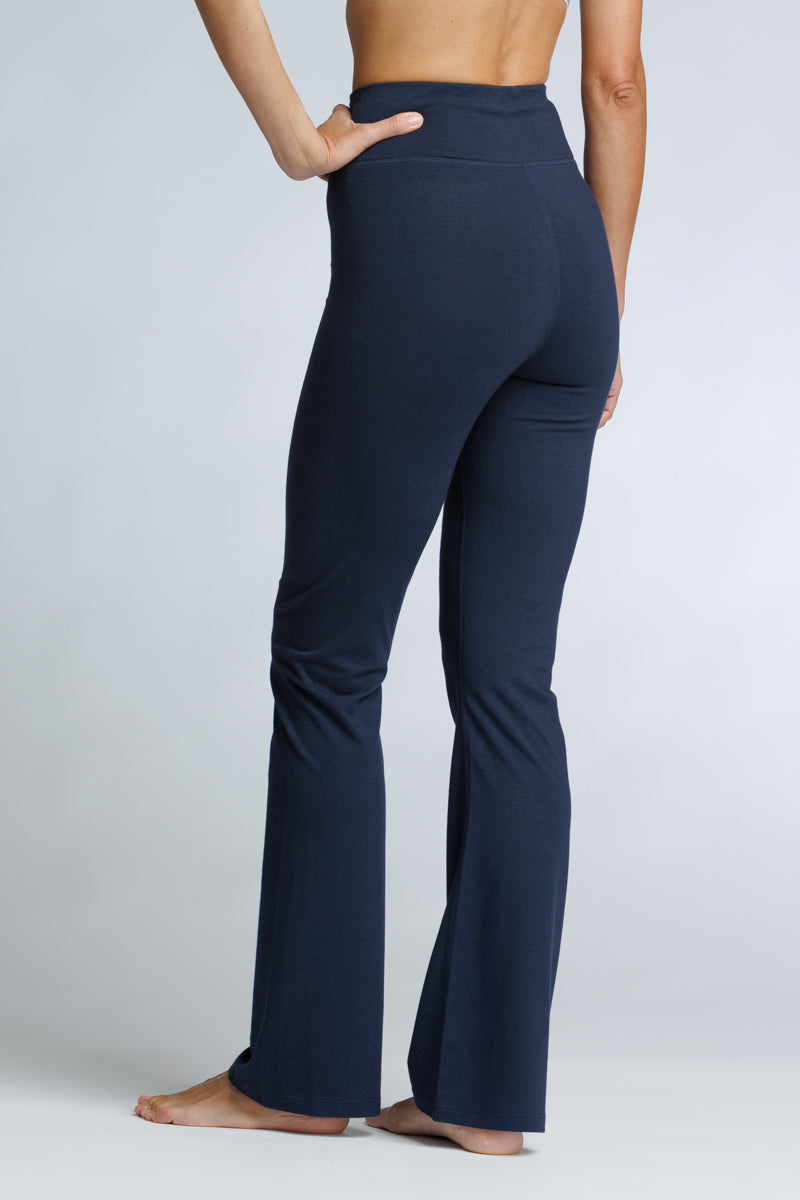 Shasmi Navy Blue Lightweight Stretchable Yoga Pants Boot-Cut