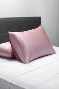 25 Momme 100% Pure Mulberry Silk Pillowcase - Good Housekeeping "All-Star Standout"